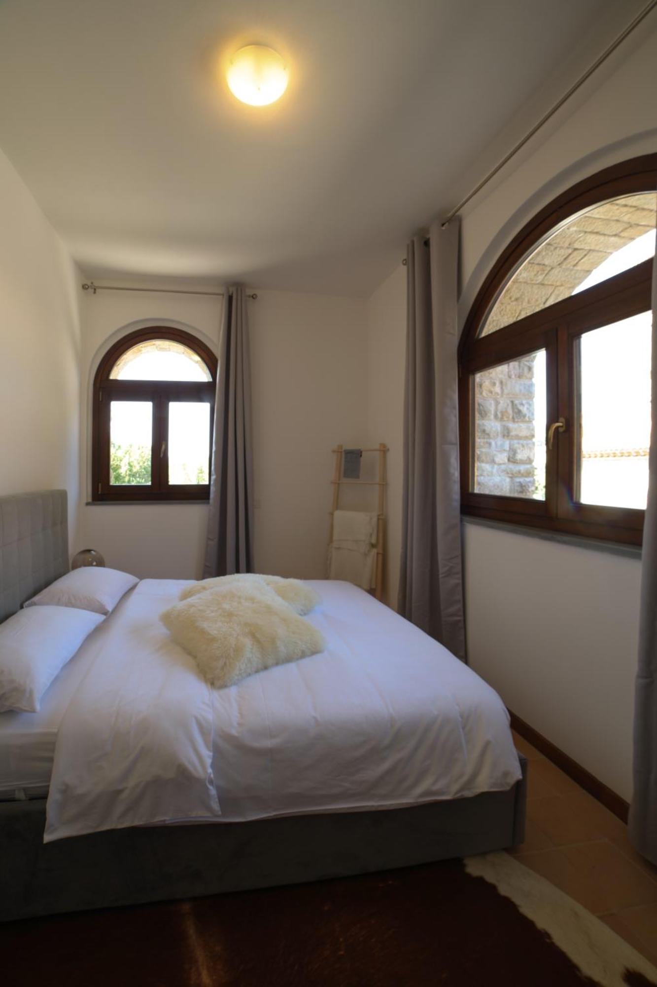 Ht Castello Di Campolongo Apart otel Valfabbrica Dış mekan fotoğraf