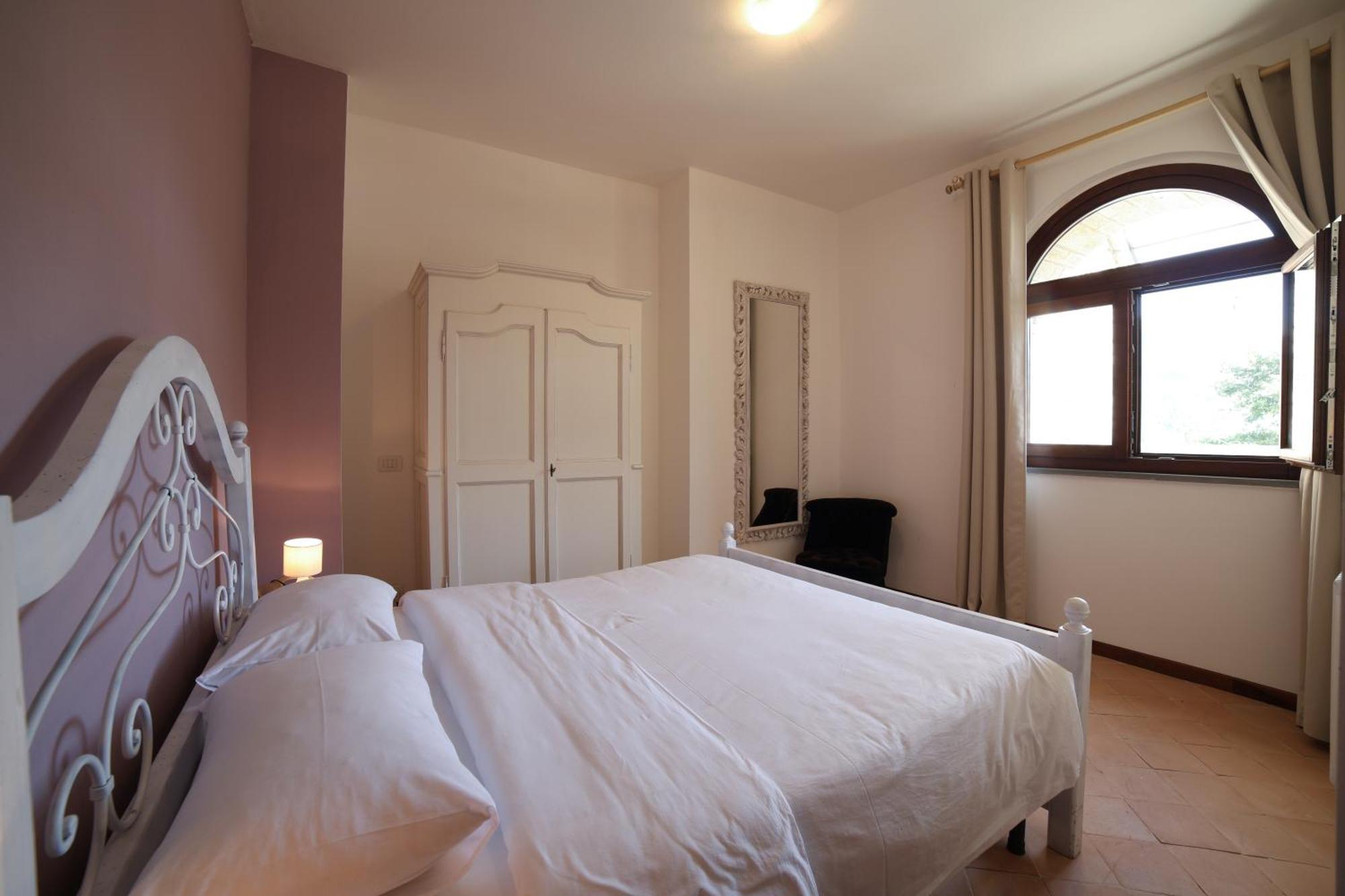 Ht Castello Di Campolongo Apart otel Valfabbrica Dış mekan fotoğraf